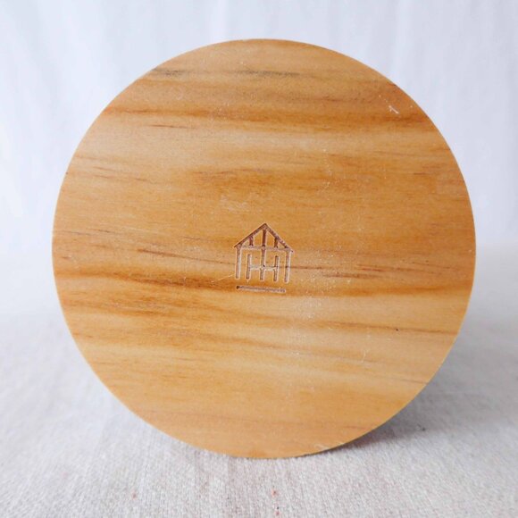 NWT Hearth & Hand with Magnolia Cedar Magnolia Soy Candle - Picture 6 of 7